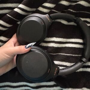 SONY WH-1000XM4 Wireless Noise-Canceling Headphone
